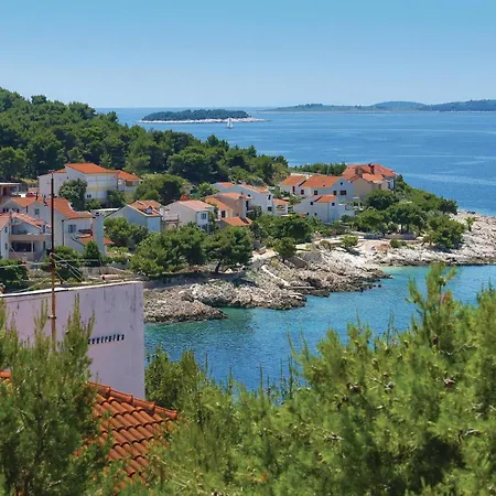 Five-Bedroom Holiday Home Primosten With Sea View 06 Ferienhaus