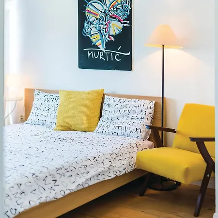 Ferienhaus Five-Bedroom Holiday Home Primosten With Sea View 06 Primošten