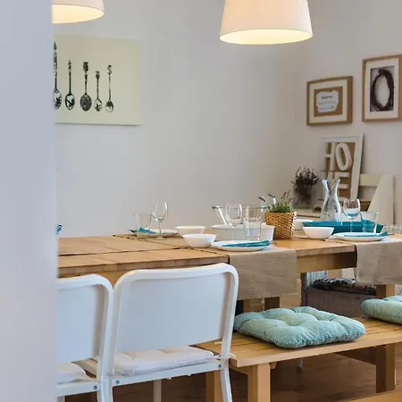 펜션 Five-bedroom With Sea View 06 프리모스턴