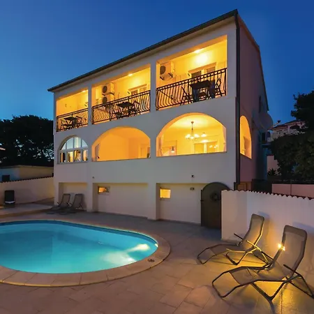 Five-Bedroom Holiday Home Primosten With Sea View 06