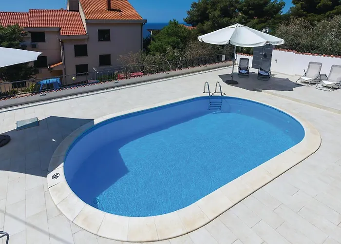 Five-bedroom With Sea View 06 Tatil Evi