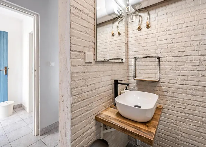 Five-bedroom With Sea View 06 Vakantiehuis Primošten